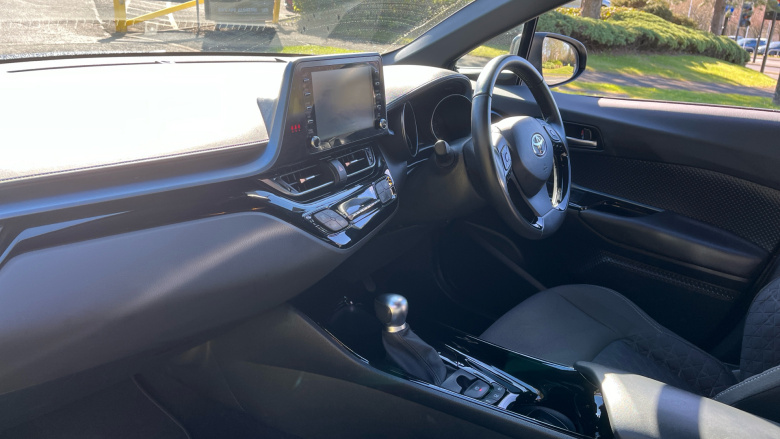 Toyota C-HR 1.8 Hybrid Design 5dr CVT Hybrid Hatchback